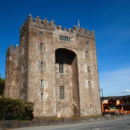 Дом отдыха No.14 *